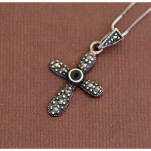 Vintage Sterling Silver Brutalist Cross Necklace - U15